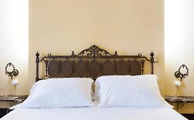 Let's B&B